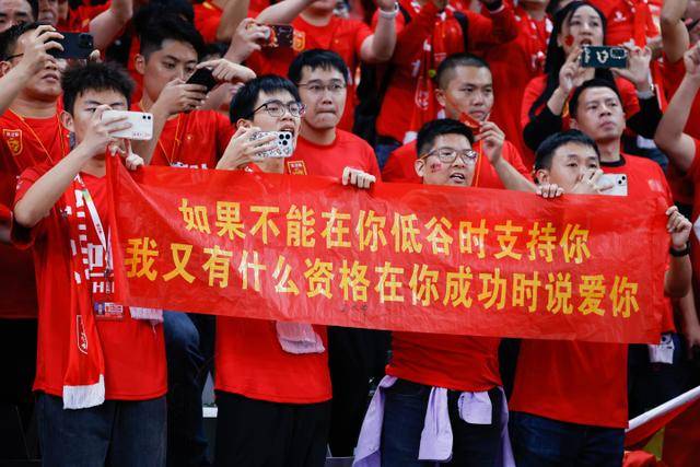 今日！CCTV5直播中国男篮，5+转郑钦文等出战美网，网络转丁俊晖+意甲+西甲等