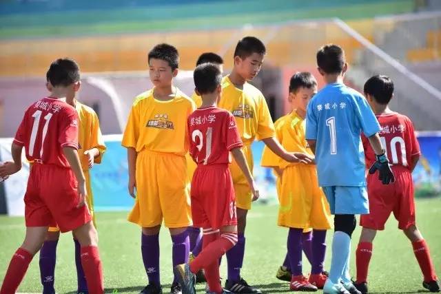 谈判重启！ESPN：皇马续约报价2200万欧元，熊皇加盟阿森纳需1.5亿欧报价